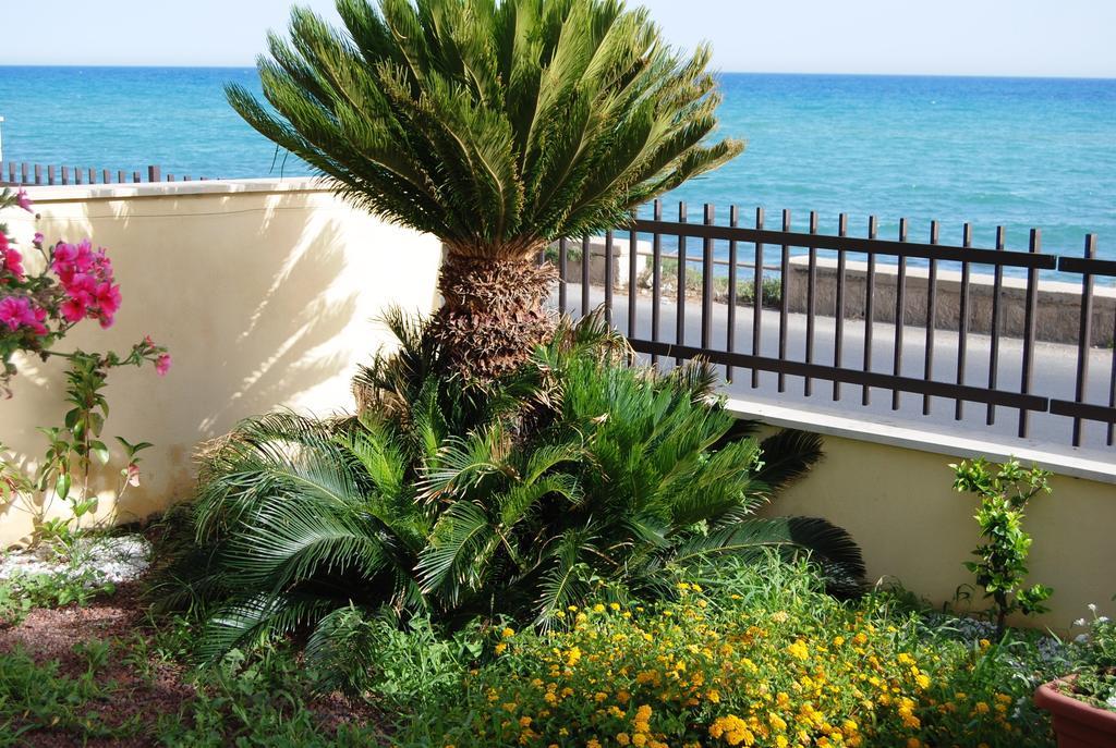 Terrazza A Mare Corallo Marina di Ragusa Exterior foto